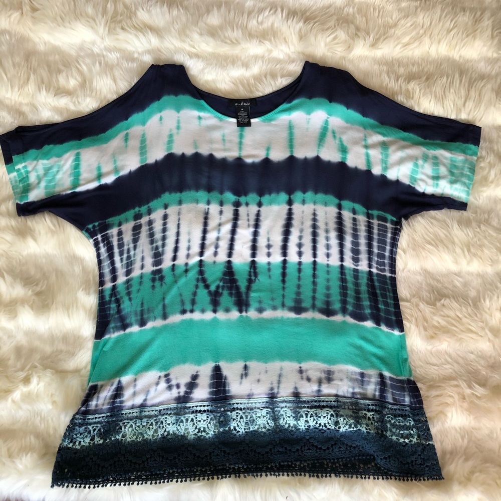 U-Knit Multicolor Top With Navy Lace Trim